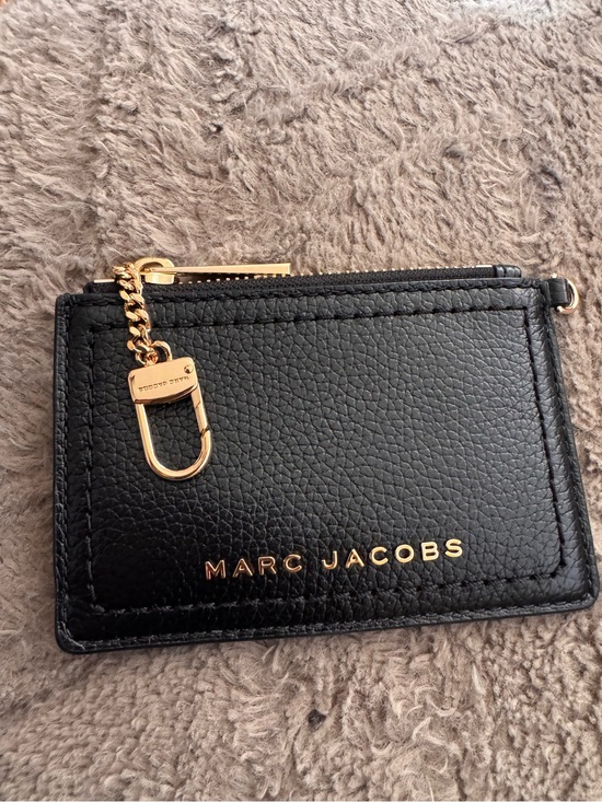 Marc Jacobs Handbags - Marc Jacobs Black Leather Card & Key Holder with Gold Hardware